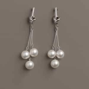 Cadabella Knot Style Pearl Earring