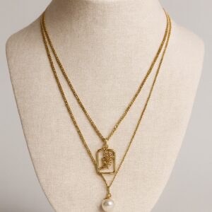 Double Layered Rose Pearl Necklace